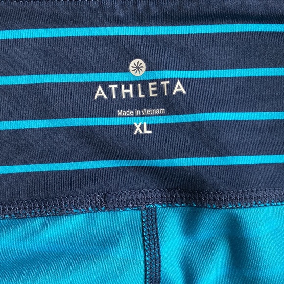 Athleta XL striped capris - Picture 2 of 8